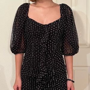 Brand: Zara
Size: Small
Color: Black 
Never been worn but lost the tag